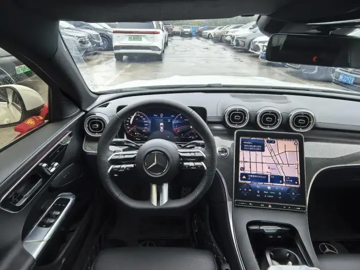 Mercedes-Benz C-Class 2026 Model C 260 L Sports sedan Classic Edition – фото 9