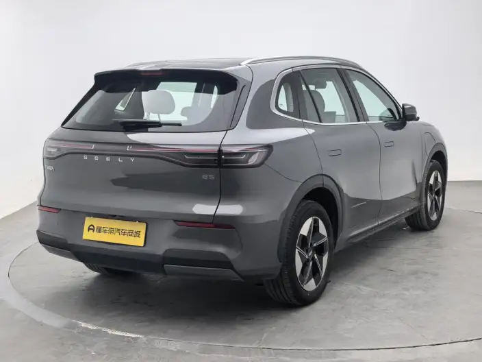 Geely Galaxy E5 2026 Model 610km Tiggo + Edition – фото 7