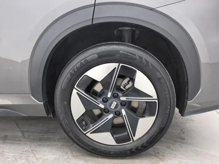 Geely Galaxy E5 2026 Model 610km Tiggo + Edition – фото 9