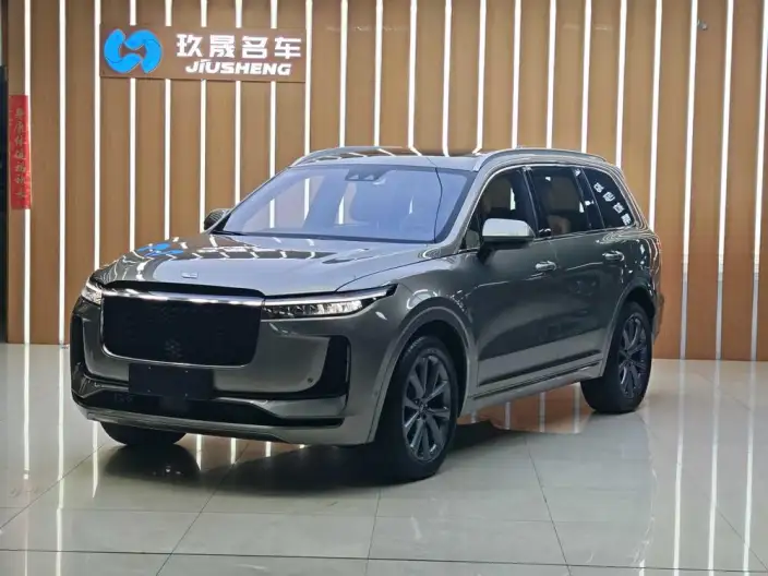 Li Auto ONE 2021 Model Extended Range 6 seat Edition – фото 1