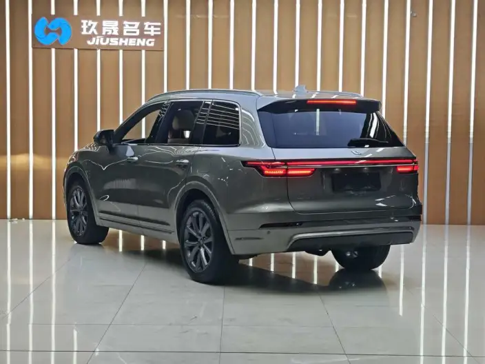 Li Auto ONE 2021 Model Extended Range 6 seat Edition – фото 4