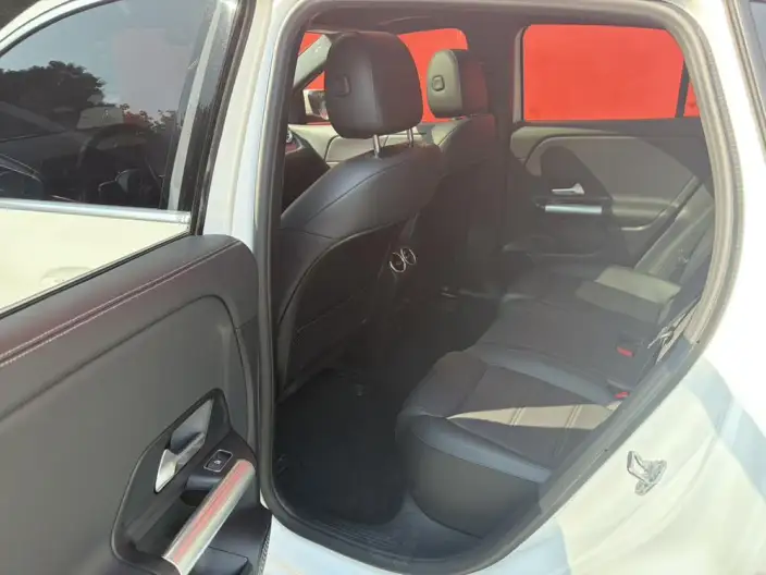 Mercedes-Benz EQA 2023 Model EQA 260 – фото 9