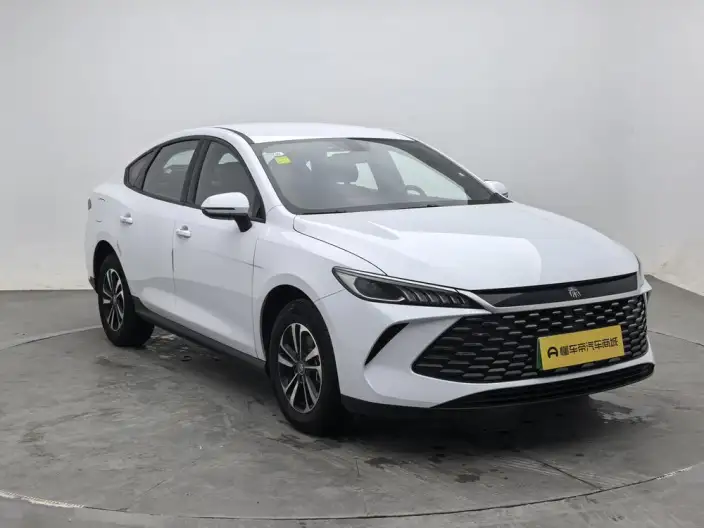 BYD Qin PLUS DM 2026 Model DM-i 128KM Enterprising Model – фото 3