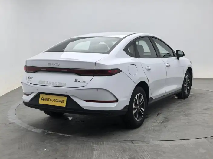 BYD Qin PLUS DM 2026 Model DM-i 128KM Enterprising Model – фото 7