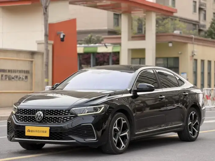 Volkswagen Passat 2023 Model Facelift 330TSI Starry sky Deluxe Edition