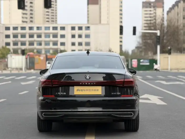 Volkswagen Passat 2023 Model Facelift 330TSI Starry sky Deluxe Edition – фото 5