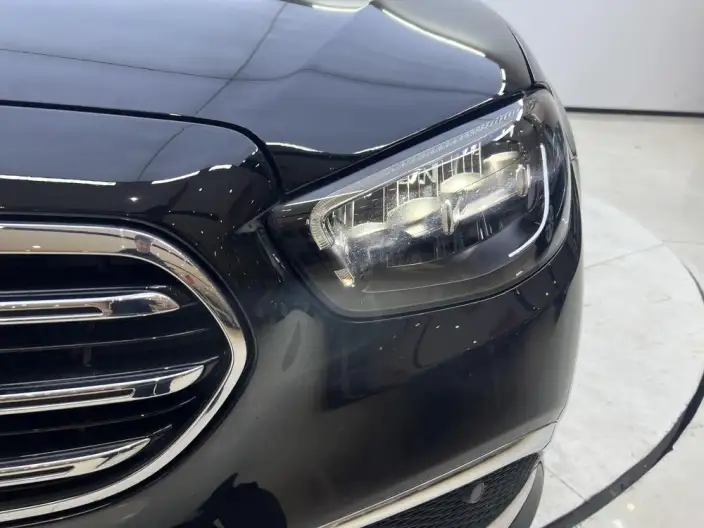 Mercedes-Benz E-Class 2022 Model Facelift II E 260 L 4MATIC sedan – фото 6