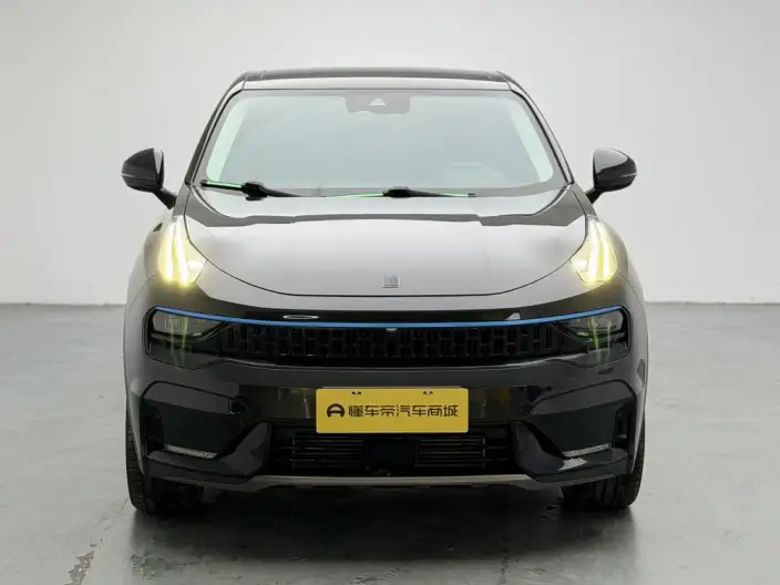 Lynk & Co 05 2022 Model 2.0TD 2WD Shine Halo – фото 2