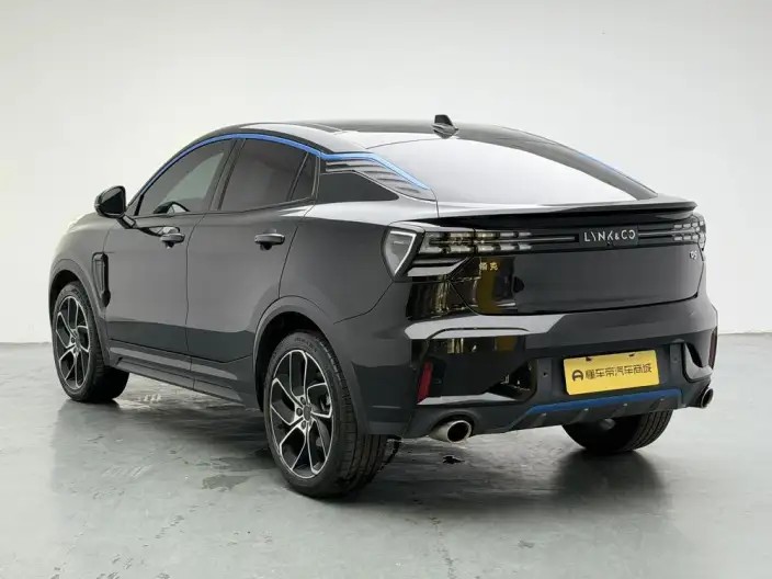 Lynk & Co 05 2022 Model 2.0TD 2WD Shine Halo – фото 5