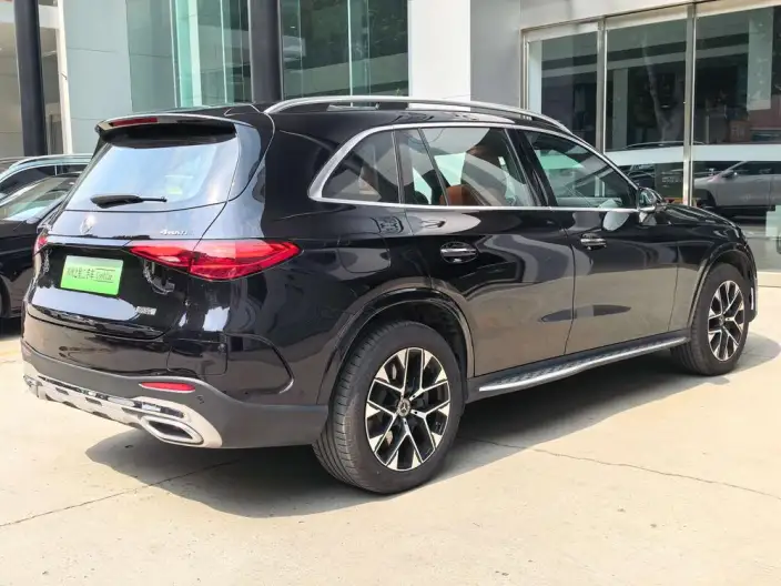 Mercedes-Benz GLC PHEV 2025 Model GLC 350 e L 4MATIC Collector Edition Edition – фото 4