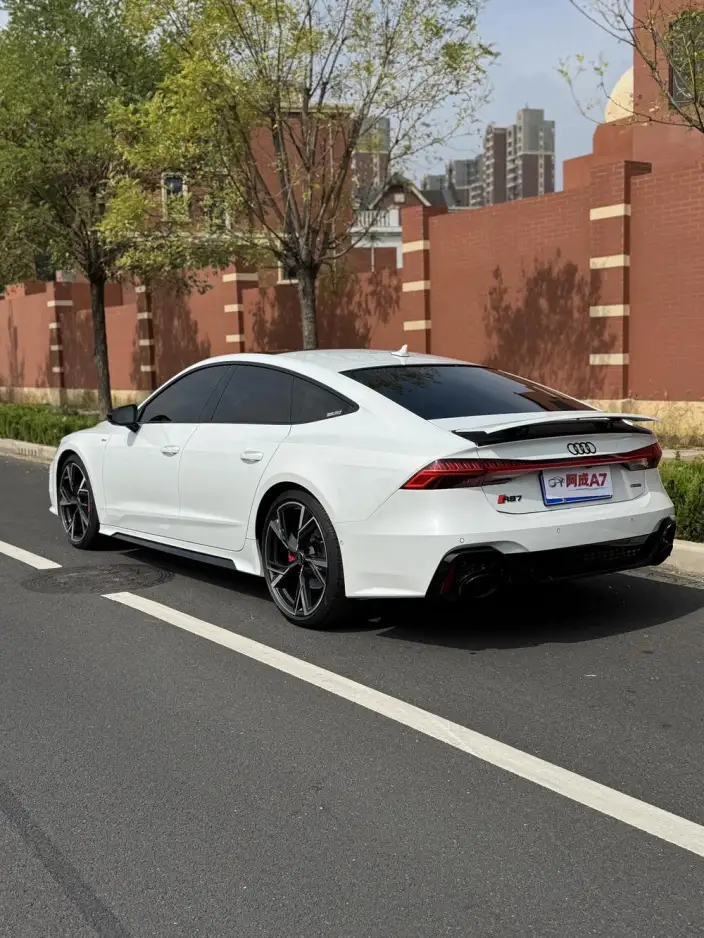 Audi A7 2024 Model 55 TFSI quattro Exclusive Model