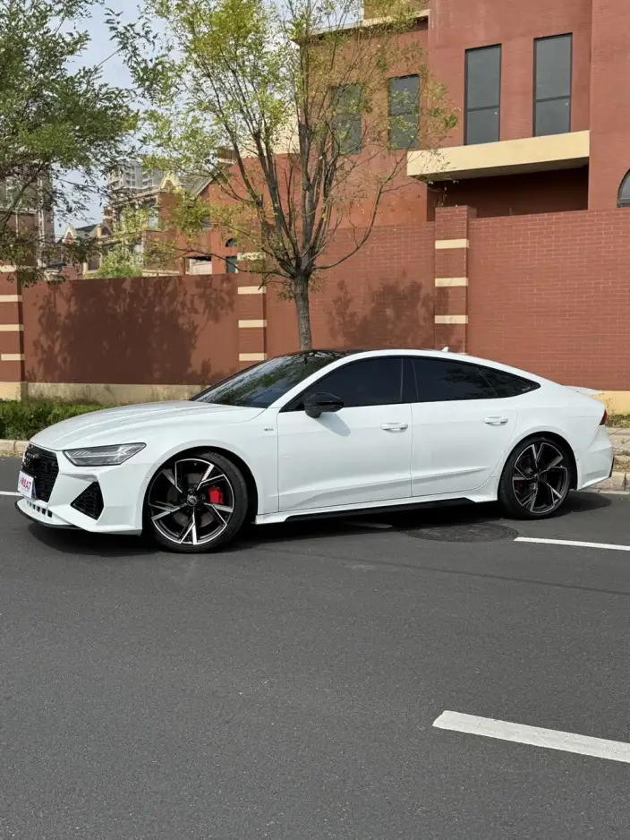 Audi A7 2024 Model 55 TFSI quattro Exclusive Model – фото 6
