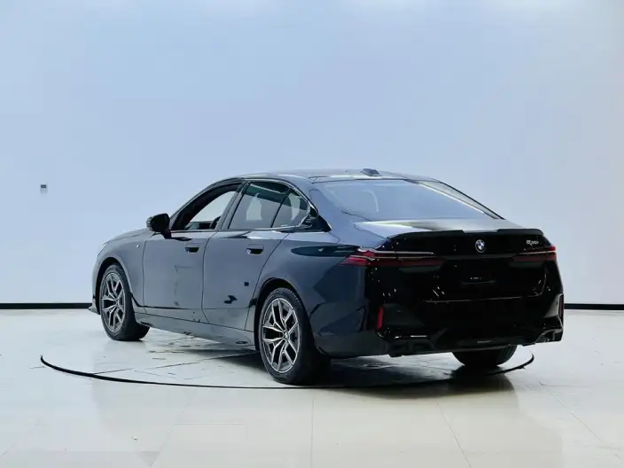 BMW 5 Series Imported 2024 Model 530i Leading Model M Sports Set – фото 4