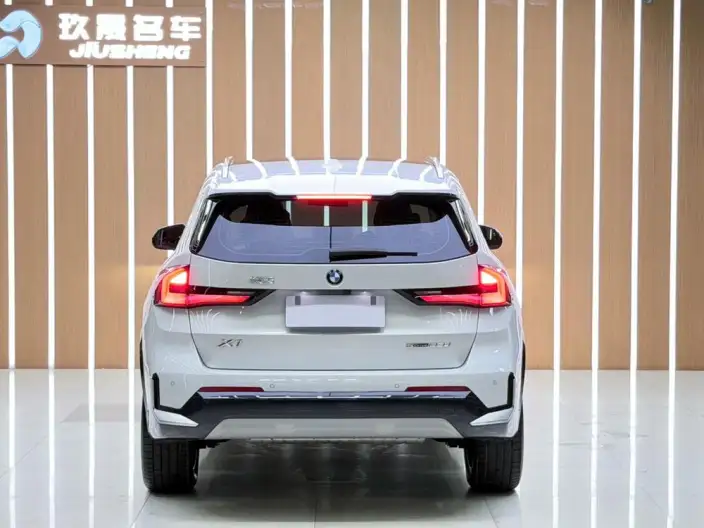 BMW X1 2025 Model sDrive25Li X Design Set – фото 5