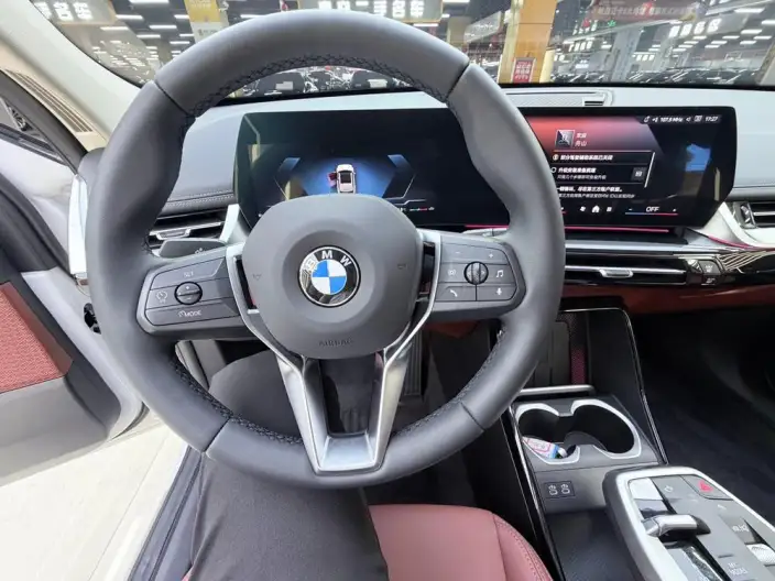BMW X1 2025 Model sDrive25Li X Design Set – фото 10
