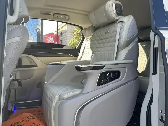 Buick GL8 2023 Model ES Luzun 2.0T Comfort Model – фото 5