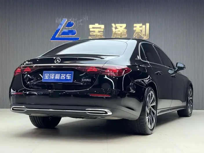 Mercedes-Benz E-Class 2025 Model E 300 L Luxury Model sedan – фото 4