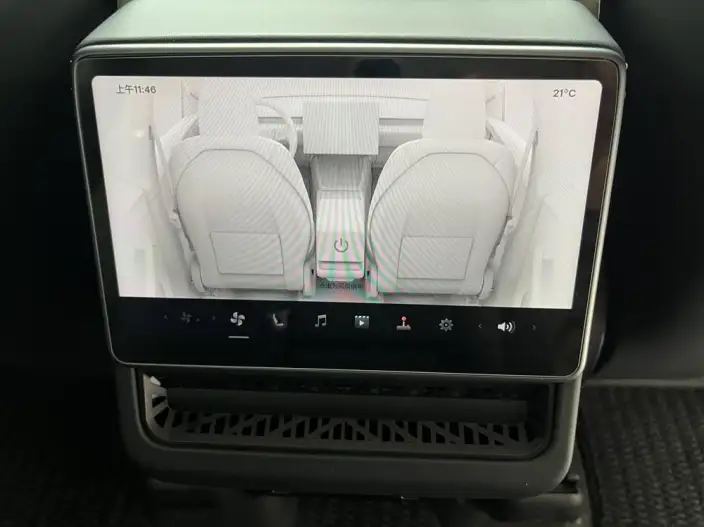 Model Y 2025 Model Facelift Long Battery Life Pro All-wheel drive version – фото 9