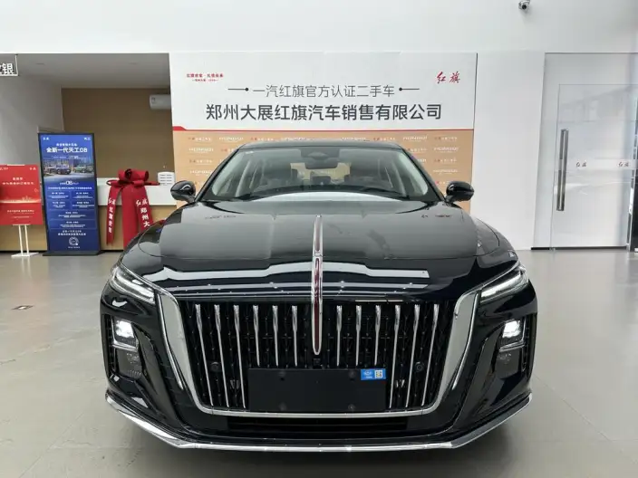 Hongqi H5 2025 Model 2.0T Automatic Flag Enjoy Edition