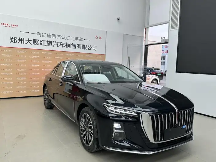 Hongqi H5 2025 Model 2.0T Automatic Flag Enjoy Edition