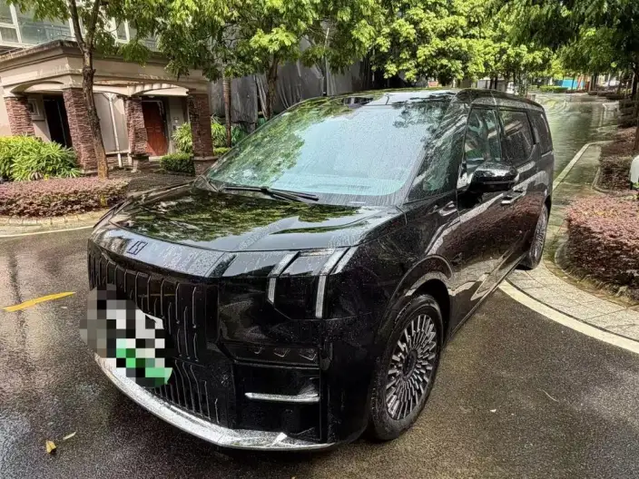 ZEEKR 009 2024 Model VI seat Executive Edition 4WD 108kWh