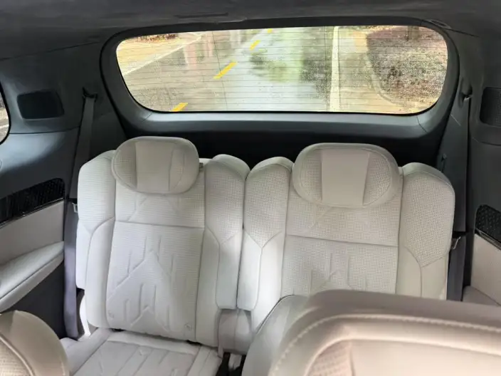 ZEEKR 009 2024 Model VI seat Executive Edition 4WD 108kWh – фото 7