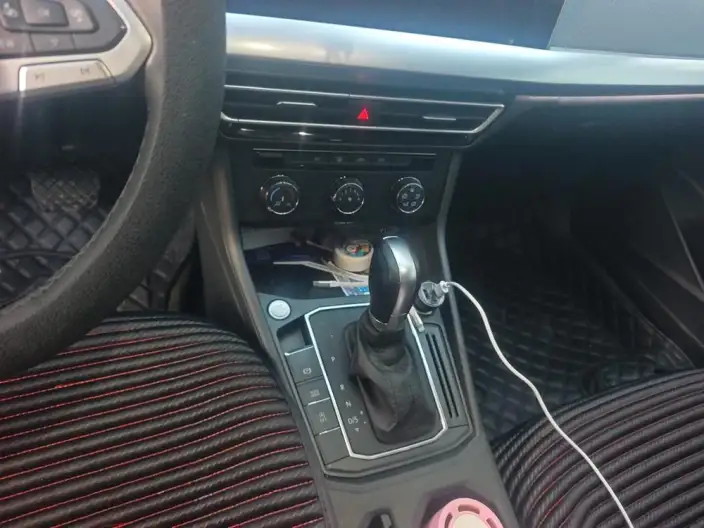 Volkswagen Lavida 2023 Model 1.5L Automatic Five million editions – фото 9