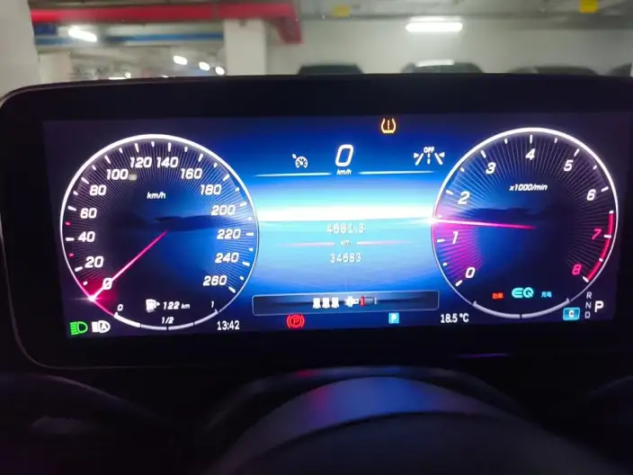 Mercedes-Benz C-Class 2022 Model C 260 L Sports Edition – фото 6