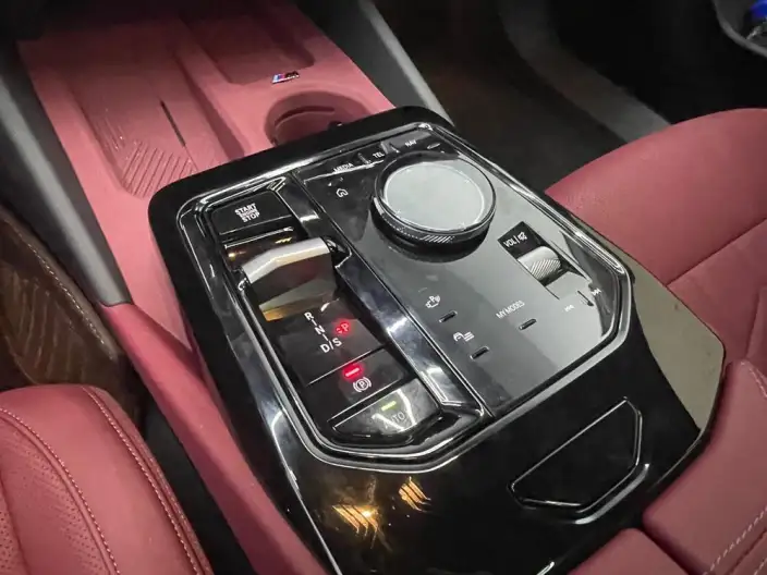 BMW 5 Series 2024 Model 530Li Leading Model M Sports Set – фото 8