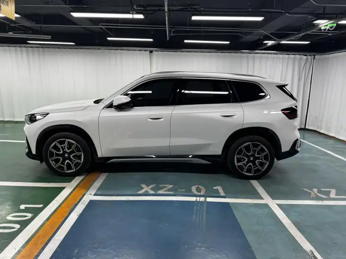 BMW X1 2025 Model sDrive25Li X Design Set – фото 4