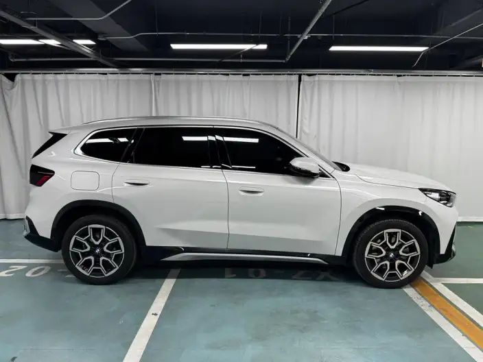 BMW X1 2025 Model sDrive25Li X Design Set – фото 8