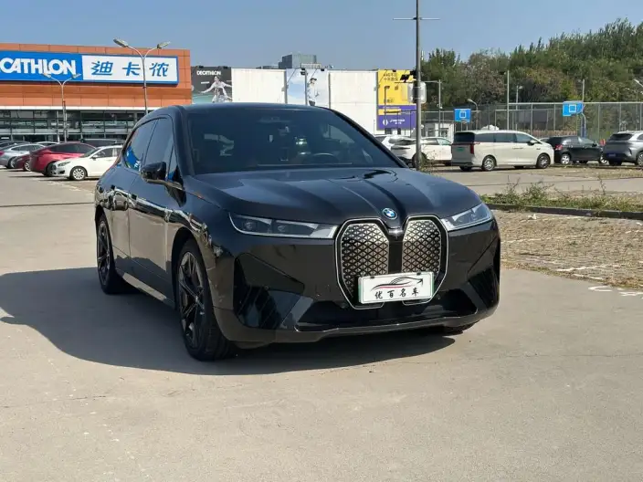 BMW iX 2022 Model M60 – фото 3
