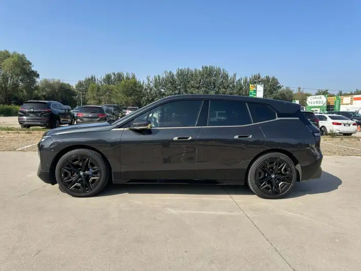 BMW iX 2022 Model M60 – фото 4