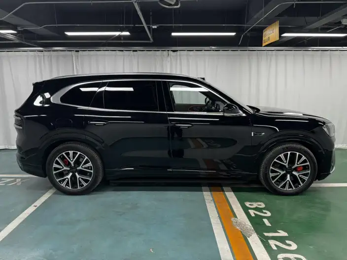ZEEKR 8X 2026 Model 70kWh Ultra+ – фото 8