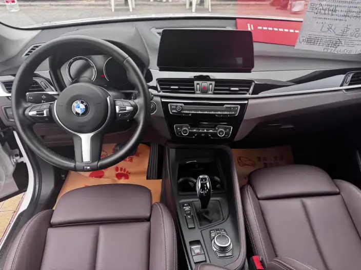 BMW X1 2022 Model sDrive25Li Leading Model – фото 9
