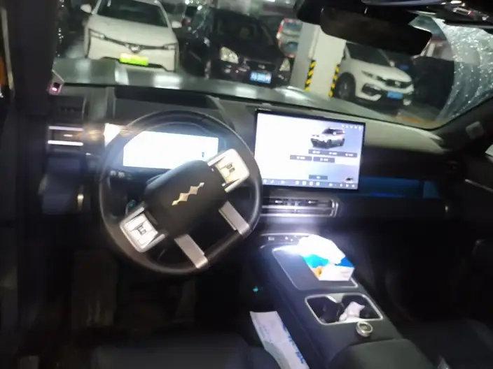 Titan 7 PHEV 2025 Model 200KM 2WD Max Edition – фото 5