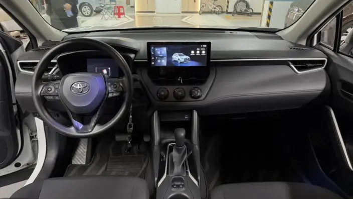 Toyota Corolla Cross 2024 Model 2.0L CVT Pioneer Edition – фото 9