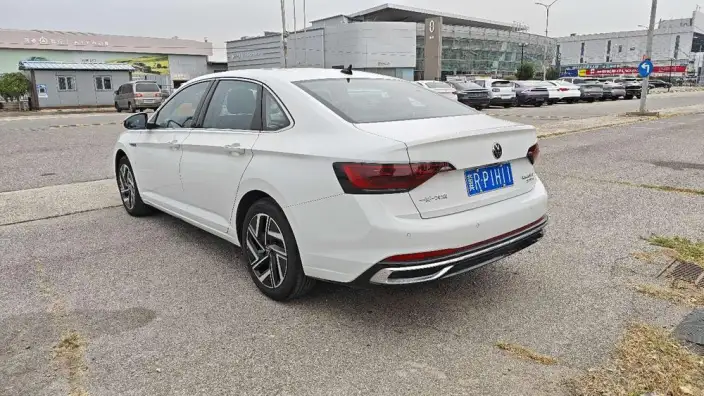 Volkswagen Sagitar 2023 Model 200TSI DSG Beyond Edition