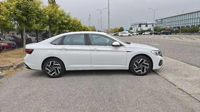 Volkswagen Sagitar 2023 Model 200TSI DSG Beyond Edition – фото 7