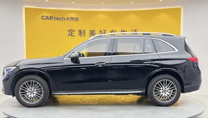 Mercedes-Benz GLC 2024 Model Facelift GLC 300 L 4MATIC Dynamic Model 5 seat – фото 3