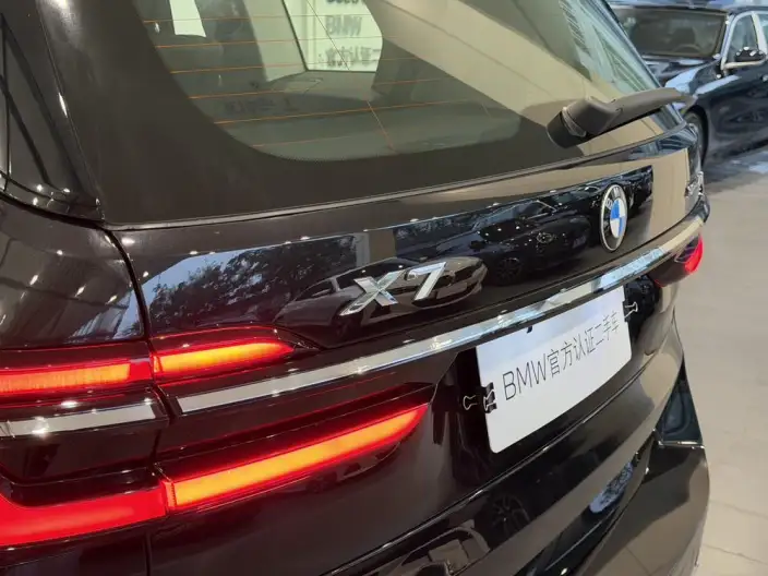 BMW X7 2024 Model xDrive40i Leading Model Luxury Set 7 seat – фото 7