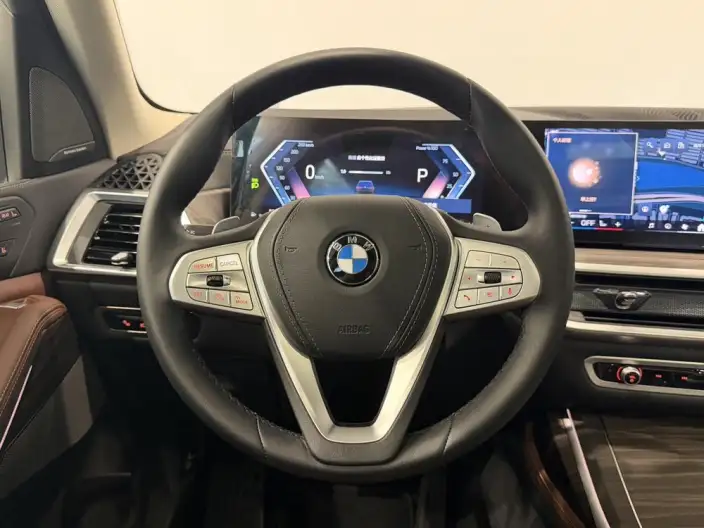 BMW X7 2024 Model xDrive40i Leading Model Luxury Set 7 seat – фото 10
