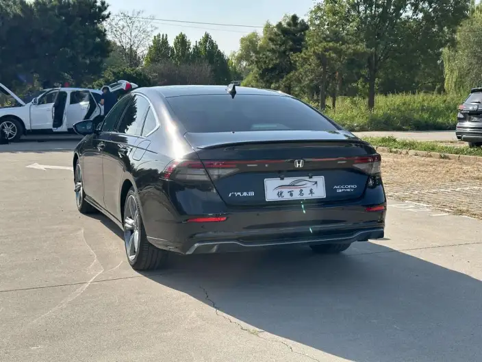 Honda Accord PHEV 2025 Model e:PHEV Premium Edition – фото 5