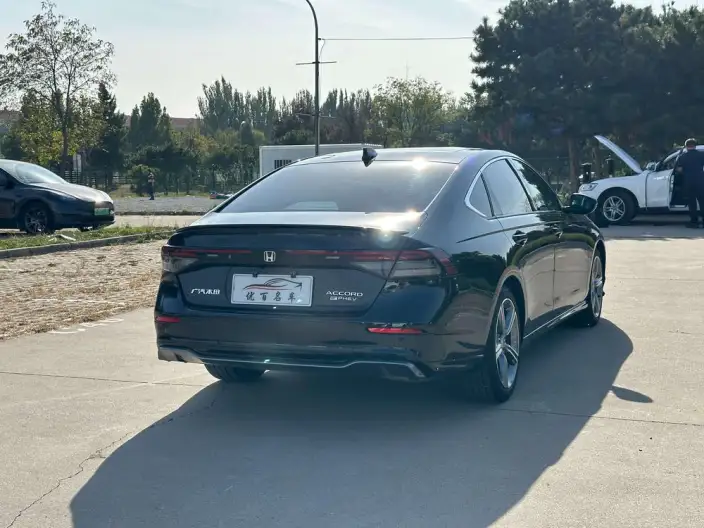 Honda Accord PHEV 2025 Model e:PHEV Premium Edition – фото 7
