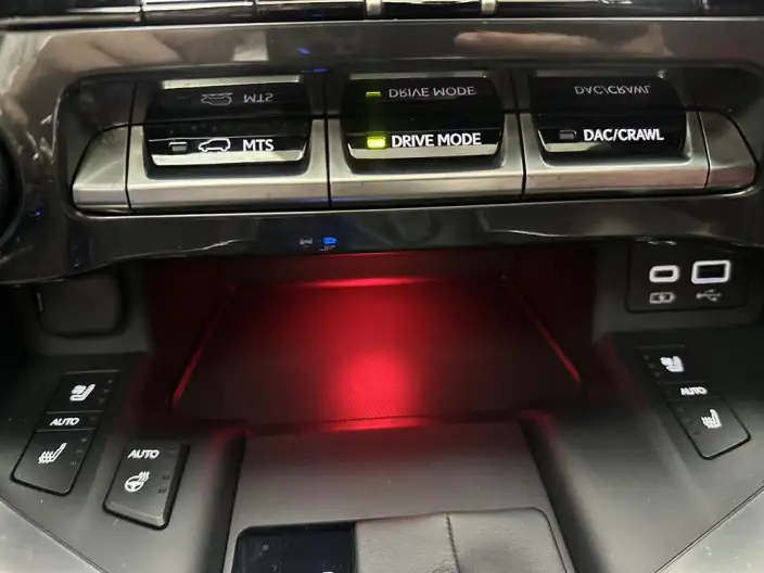 Lexus LX 2025 Model 3.5T Automatic 4WD 7 seat Parallel Imported – фото 5