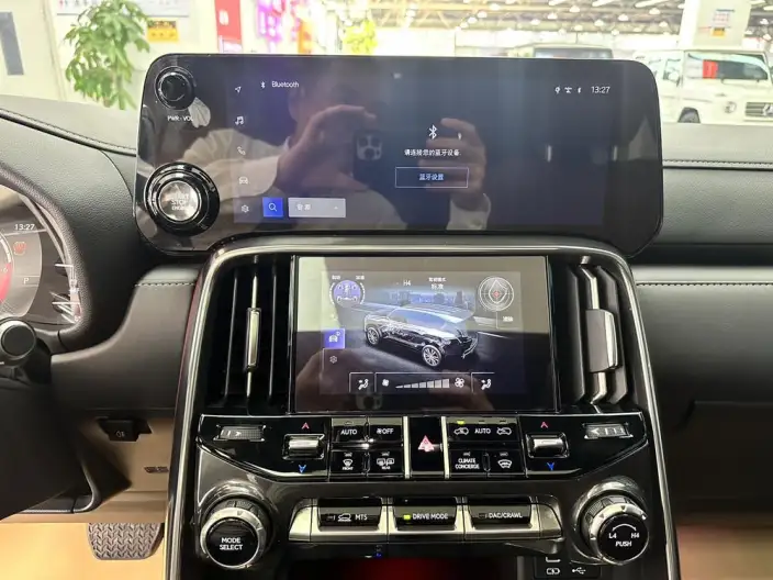 Lexus LX 2025 Model 3.5T Automatic 4WD 7 seat Parallel Imported – фото 10