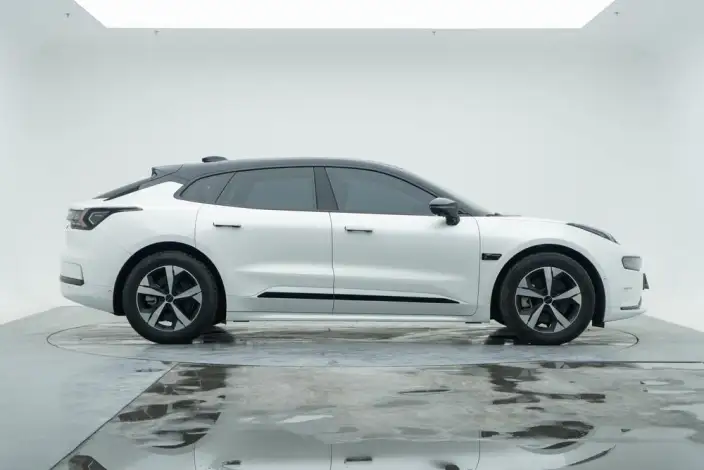 ZEEKR 001 2023 Model WE Edition 86kWh 4WD – фото 8