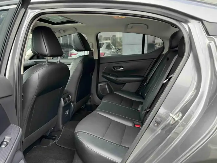 Nissan Sylphy 2023 Model 1.6L CVT Yuexiang Edition – фото 9