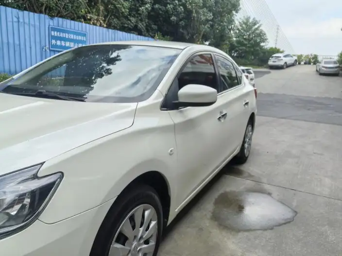 Nissan Sylphy 2021 Model Classic 1.6 XE CVT Comfort Edition – фото 9