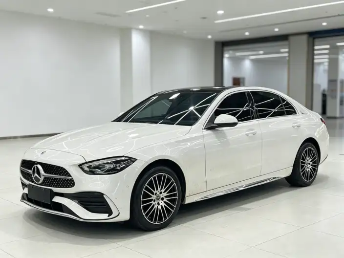 Mercedes-Benz C-Class 2023 Model C 260 L Sports Edition – фото 1